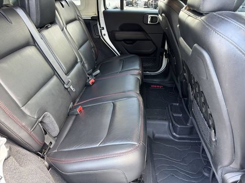 Used 2020 Jeep Wrangler Unlimited Rubicon AWD/4WD image 15