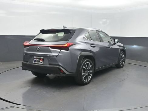 Used 2019 Lexus UX 200 w/ Premium Package FWD image 35