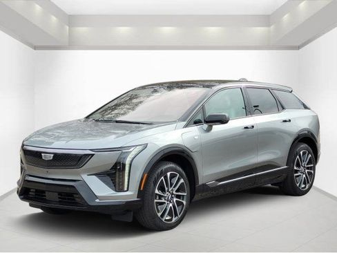 New 2026 Cadillac Optiq Sport 2 image 3