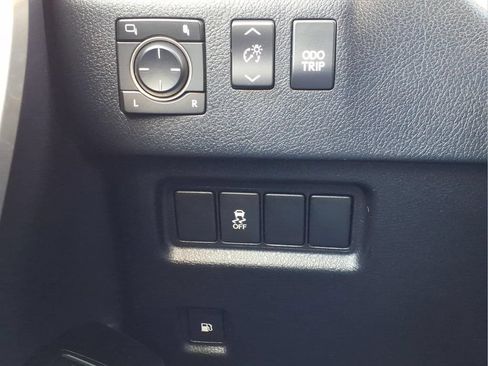 Used 2018 Lexus GX 460 w/ Navigation Package AWD/4WD image 27