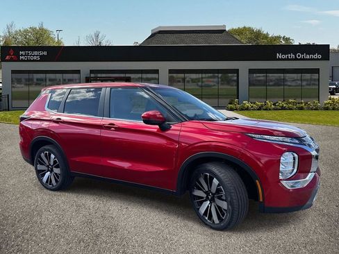New 2026 Mitsubishi Outlander SE FWD image 2