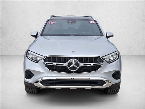 Used 2026 Mercedes-Benz GLC 300 image 2