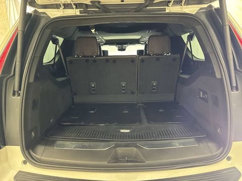 Certified 2022 Cadillac Escalade ESV Sport Platinum w/ LPO, ONYX Package AWD/4WD image 29