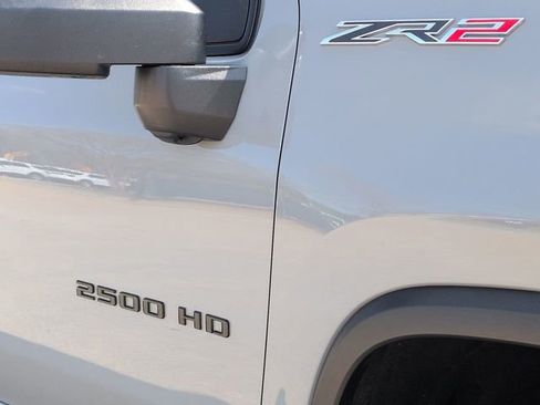 Used 2025 Chevrolet Silverado 2500 ZR2 w/ ZR2 Bison Edition image 13