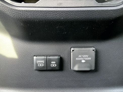 New 2026 Toyota Tundra Limited AWD/4WD image 18