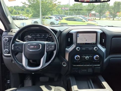 Used 2021 GMC Sierra 1500 SLT w/ SLT Convenience Package AWD/4WD image 7
