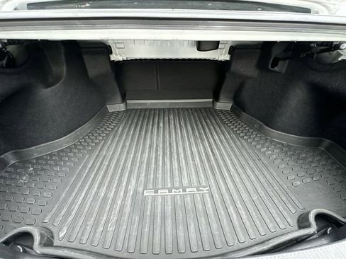 Used 2025 Toyota Camry XLE image 24