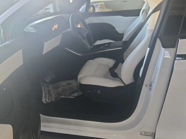 Used 2023 Tesla Model X Plaid AWD/4WD image 5