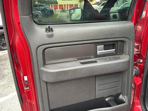 Used 2014 Ford F150 Raptor w/ Equipment Group 801A Luxury image 26