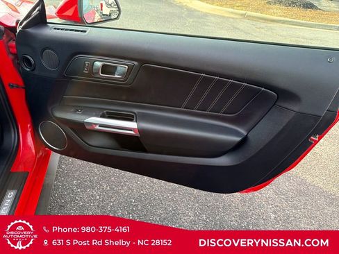 Used 2018 Ford Mustang Premium image 41