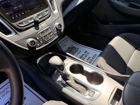 Used 2024 Chevrolet Malibu LT w/ Sport Edition image 22