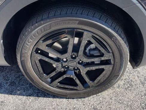 Used 2025 Kia Telluride SX X-Line image 13