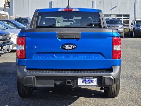 New 2025 Ford Maverick XLT image 5