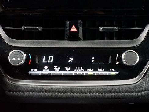 Used 2023 Toyota Corolla SE image 20