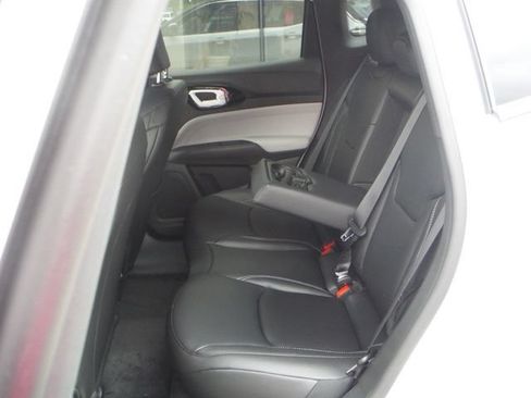 New 2026 Jeep Compass Limited AWD/4WD image 37