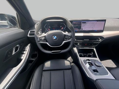 Used 2025 BMW 330i Sedan RWD image 5