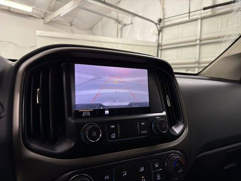 Used 2022 Chevrolet Colorado Z71 w/ Safety Package image 24