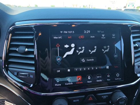 Used 2021 Jeep Grand Cherokee Limited w/ Quick Order Package 28K 80th AWD/4WD image 15