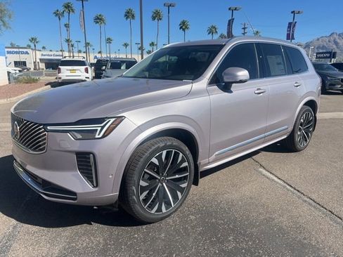 New 2026 Volvo XC90 B5 Plus w/ Protection Package image 2