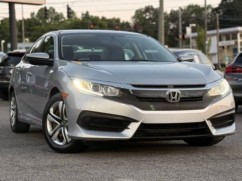 Used 2017 Honda Civic LX image 7