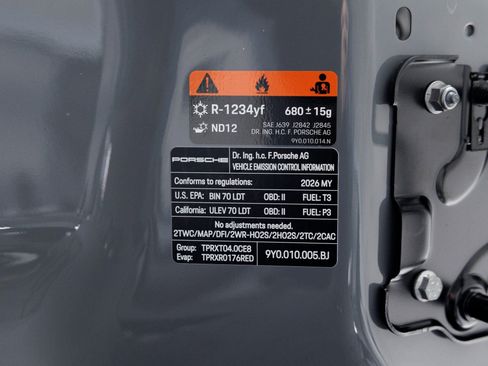 New 2026 Porsche Cayenne S image 41