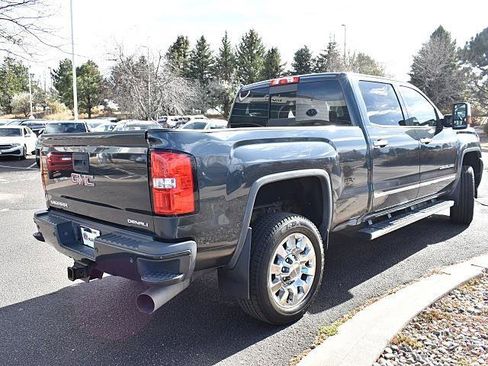 Used 2017 GMC Sierra 2500 Denali w/ Duramax Plus Package image 6