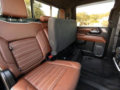 Used 2024 GMC Sierra 2500 Denali Ultimate image 37