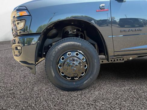 New 2026 RAM 3500 Big Horn AWD/4WD image 9