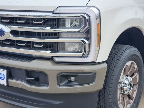 New 2026 Ford F350 King Ranch w/ FX4 Off-Road Package image 6