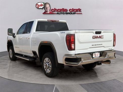 New 2025 GMC Sierra 2500 SLE image 3
