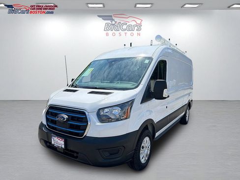 Used 2023 Ford E-Transit Medium Roof RWD image 1