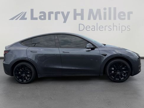 Used 2021 Tesla Model Y Long Range AWD/4WD image 6