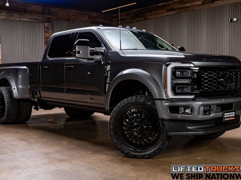 Used 2026 Ford F450 Platinum w/ Platinum Plus Package image 1