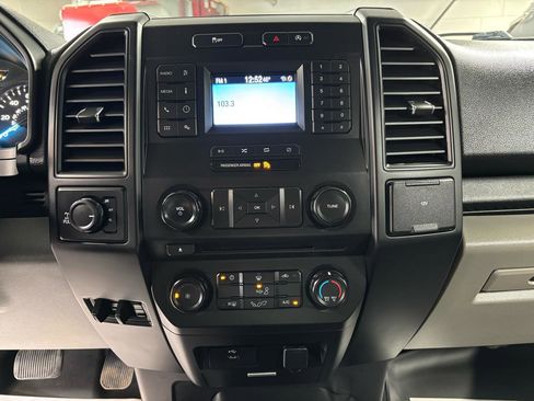Used 2018 Ford F150 XL w/ Equipment Group 101A Mid AWD/4WD image 28