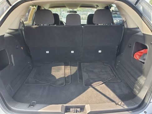 Used 2012 Ford Edge SE FWD image 25