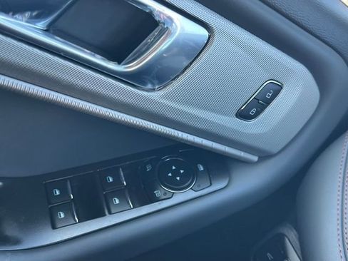 New 2026 Ford Explorer Active w/ Active Comfort Package image 27