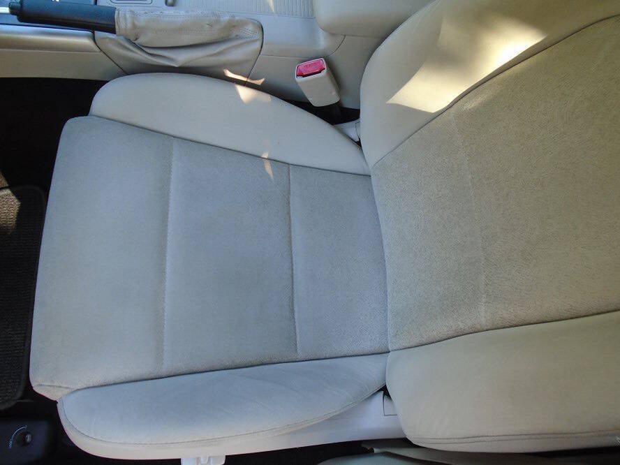 Used 2009 Subaru Legacy 2.5i Special Edition AWD/4WD image 14
