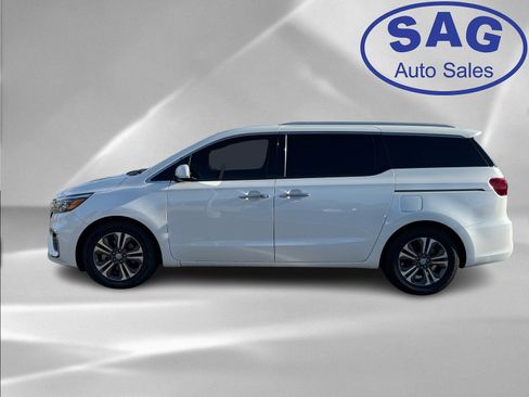 Used 2019 Kia Sedona SX image 3