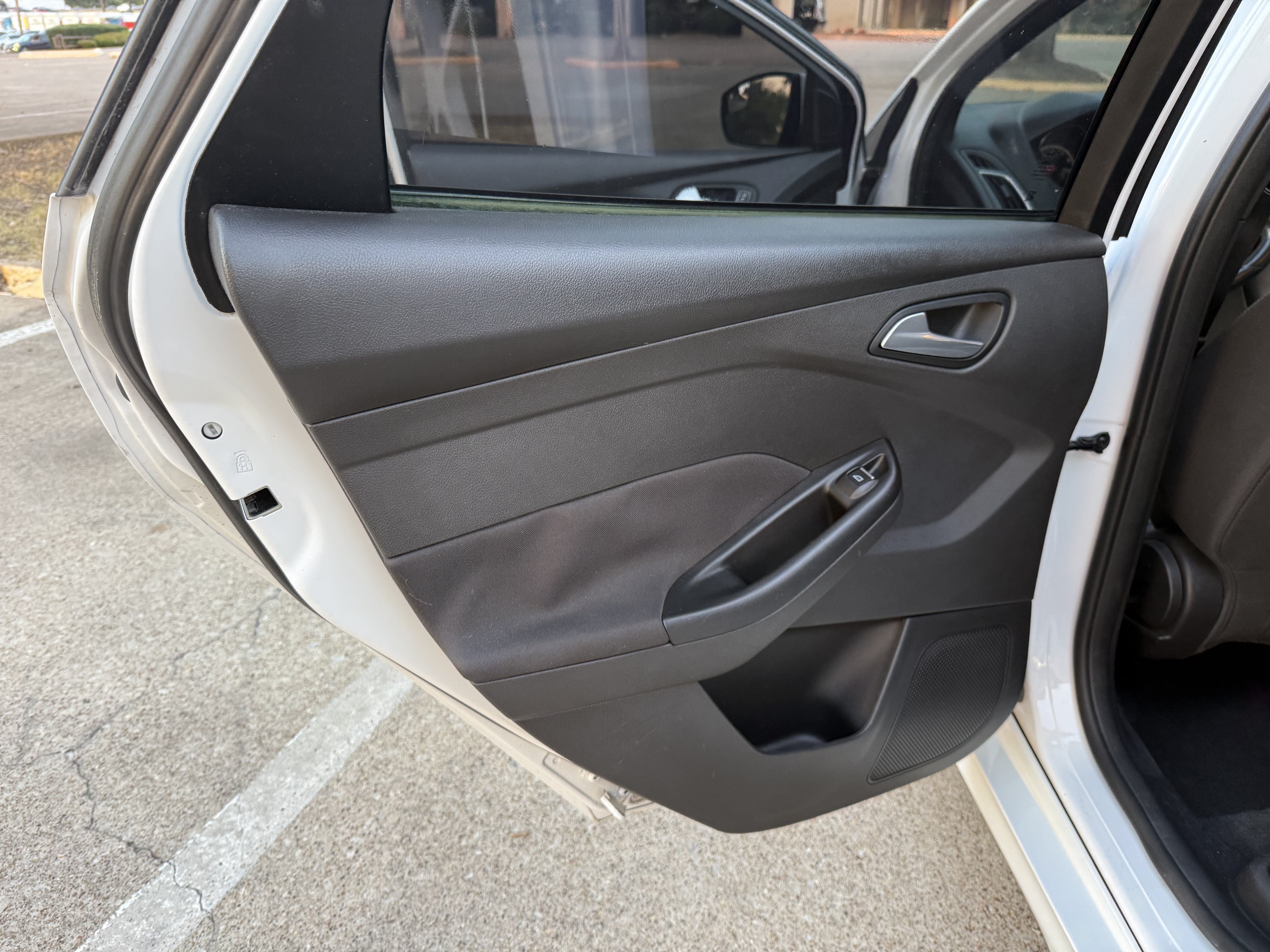 Used 2018 Ford Focus ST FWD image 16
