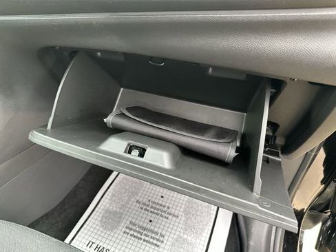 Used 2024 Buick Encore GX Preferred w/ Comfort Package image 31