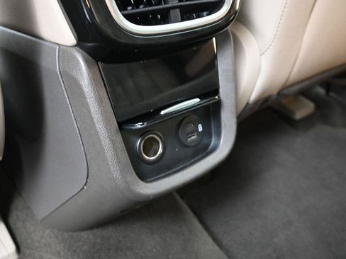 Used 2021 Lincoln Nautilus FWD image 26