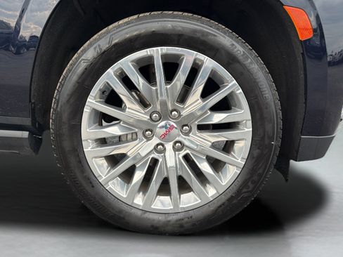 Used 2023 GMC Yukon Denali AWD/4WD image 43