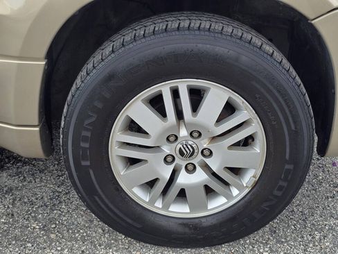 Used 2007 Mercury Mariner Luxury FWD image 21