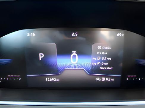 Used 2025 Volkswagen Taos SE image 24