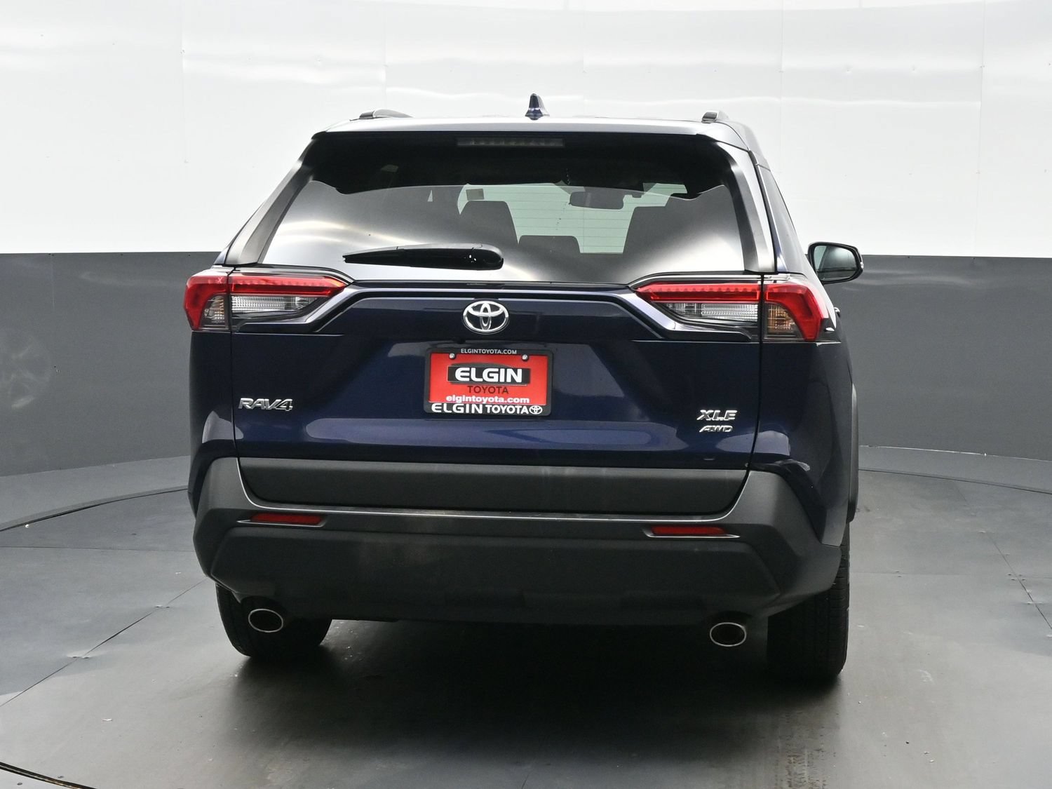 Used 2021 Toyota RAV4 XLE w/ Convenience Package AWD/4WD image 5