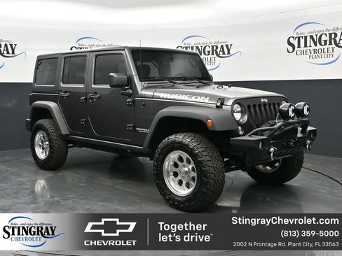 Used 2014 Jeep Wrangler Unlimited Rubicon w/ Connectivity Group AWD/4WD image 1
