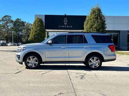 Certified 2023 Ford Expedition XLT image 2