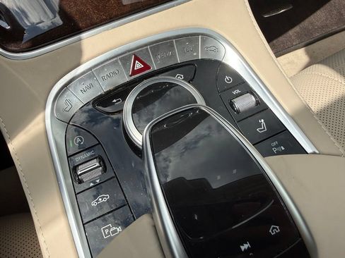 Used 2019 Mercedes-Benz S 560 4MATIC Sedan image 19