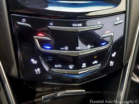 Certified 2018 Cadillac XTS Luxury FWD image 17