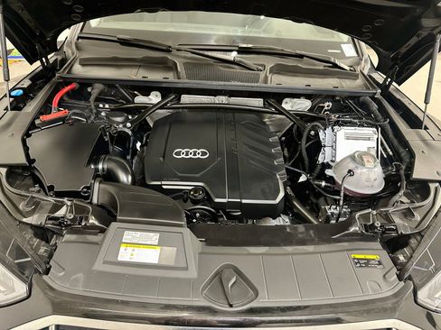 Used 2023 Audi Q5 2.0T Premium w/ Convenience Package AWD/4WD image 36